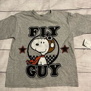 New boys snoopy tee 4T